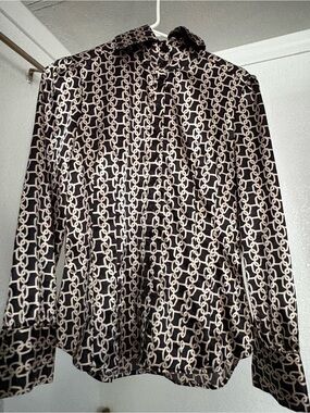 Black & Cream Chain-Print Button-Up Blouse